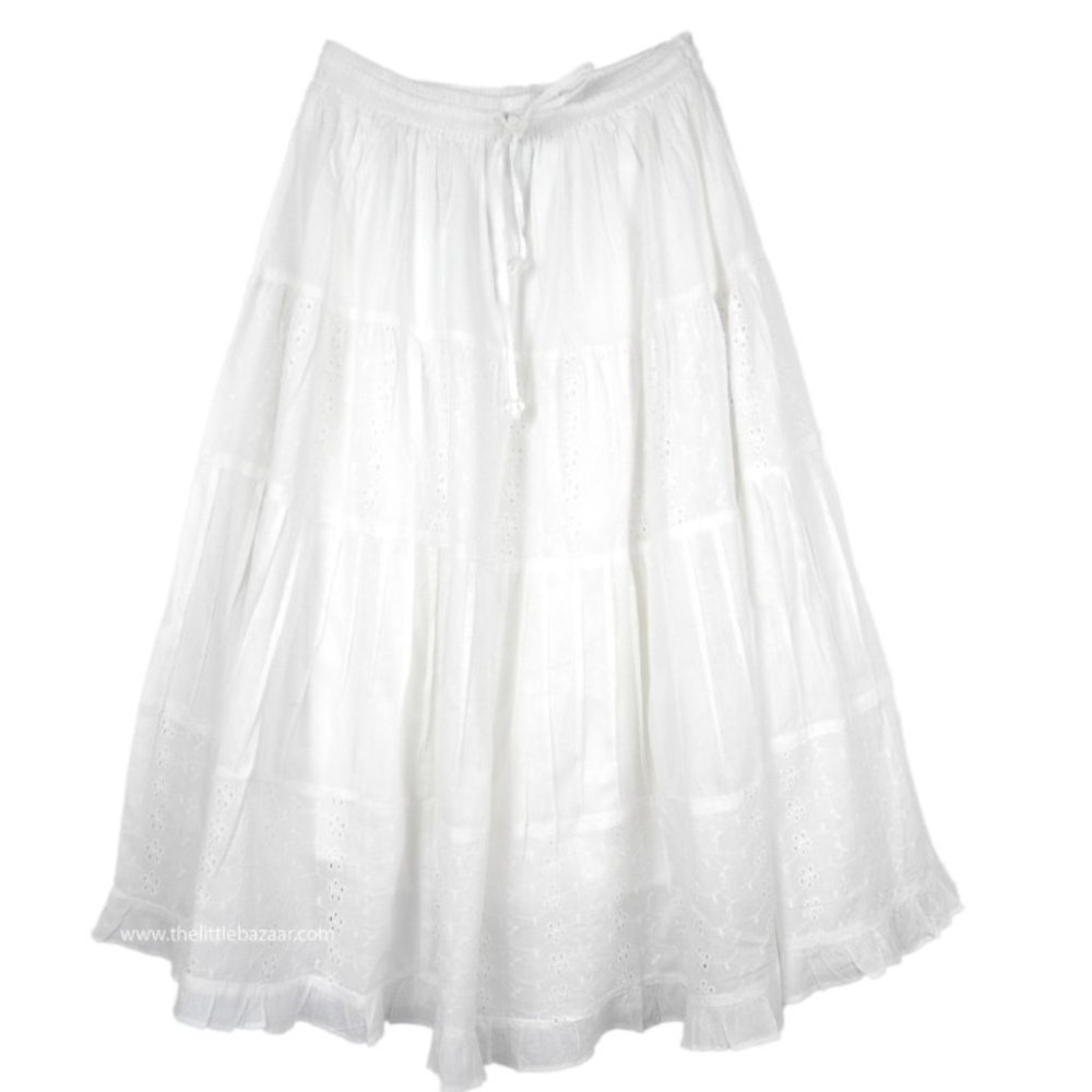 Embroidered Eyelet Skirt in White